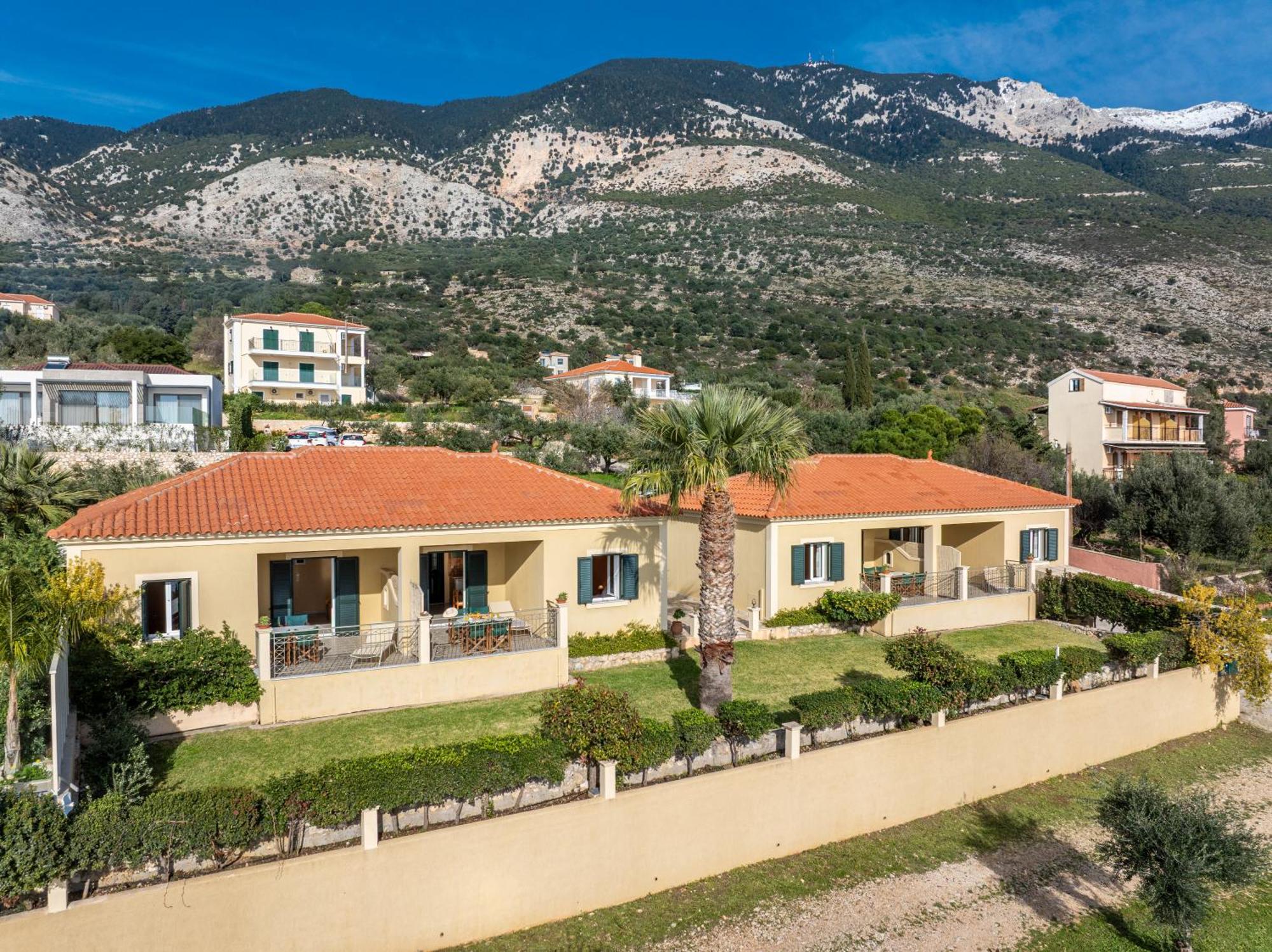 Eleftheria Apartments Vlachata Exteriör bild