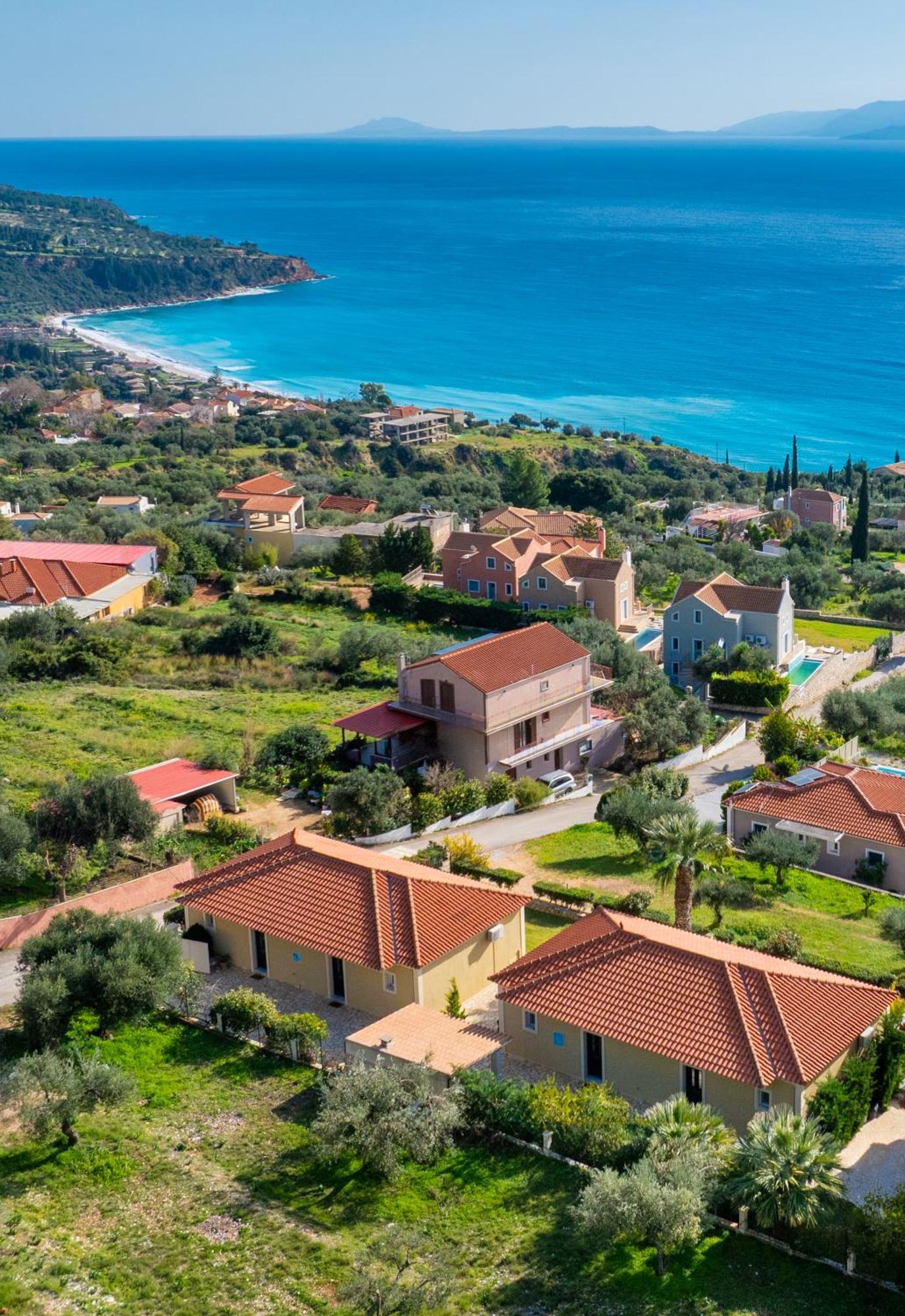Eleftheria Apartments Vlachata Exteriör bild
