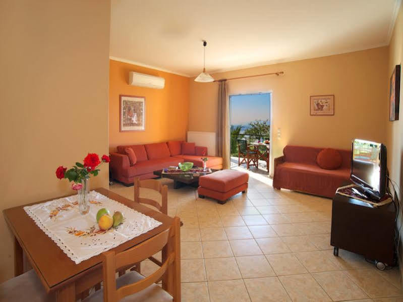 Eleftheria Apartments Vlachata Exteriör bild